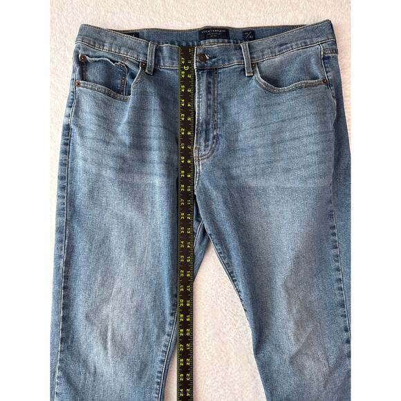 Lucky Brand Jeans 411 Athletic Taper Men 36x32 Medium Wash Blue Denim - Picture 6 of 10